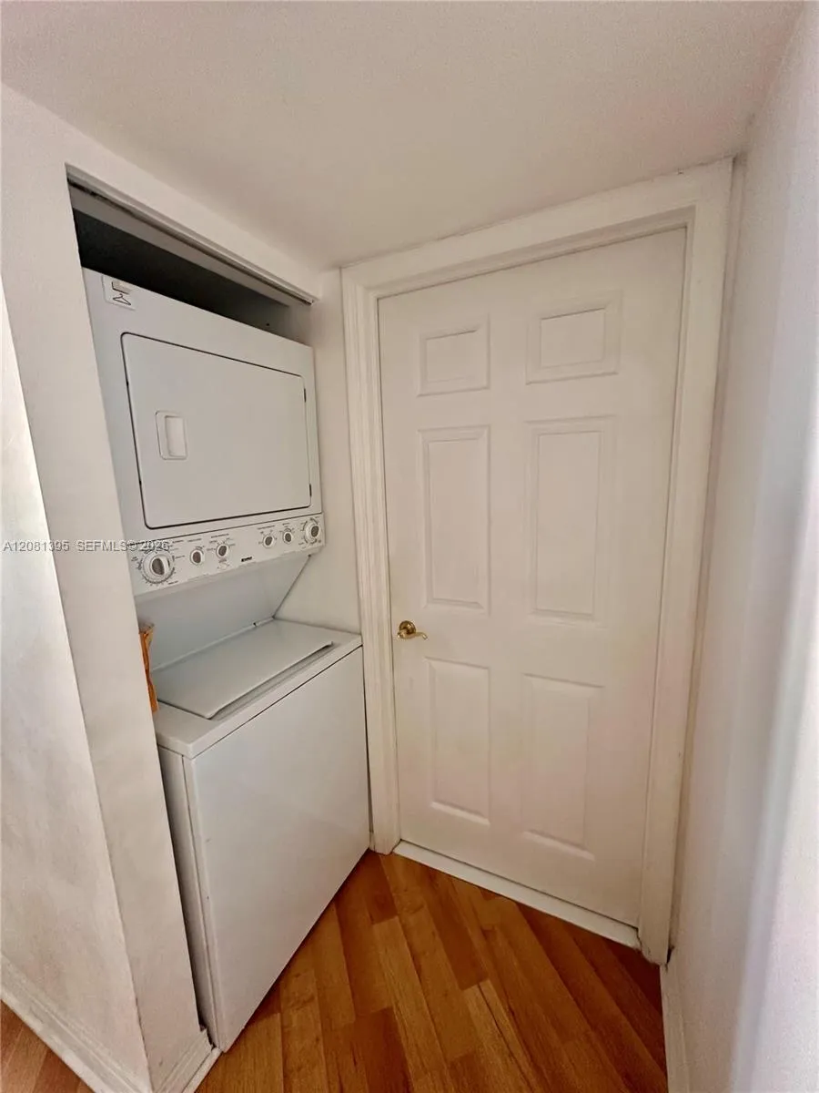 6301 Collins Ave #806 Miami Beach, FL 33141