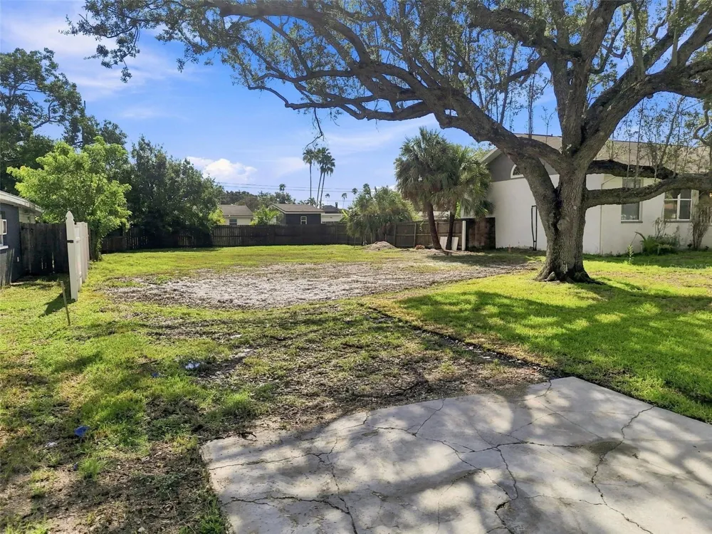 4135 CARSON STREET NE St Petersburg, FL 33703