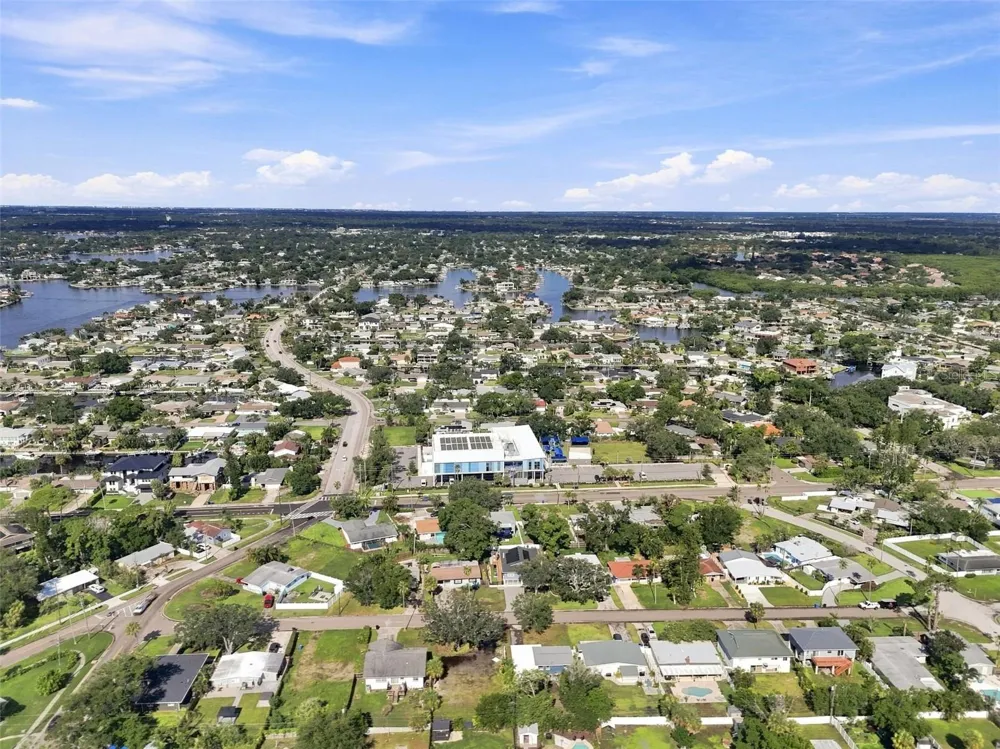 4135 CARSON STREET NE St Petersburg, FL 33703