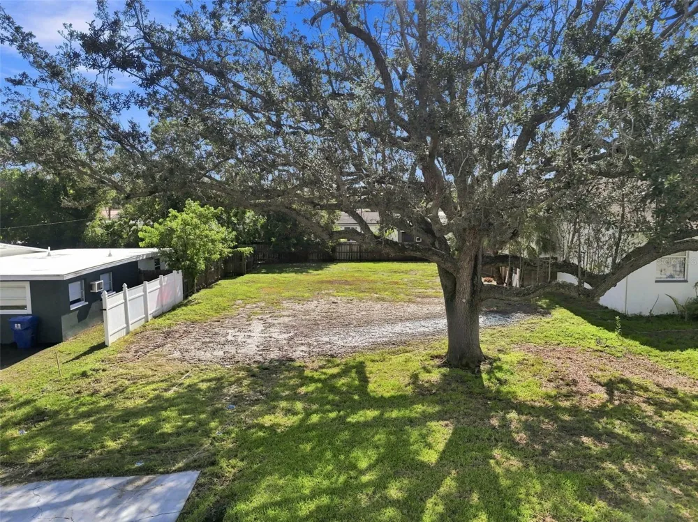 4135 CARSON STREET NE St Petersburg, FL 33703