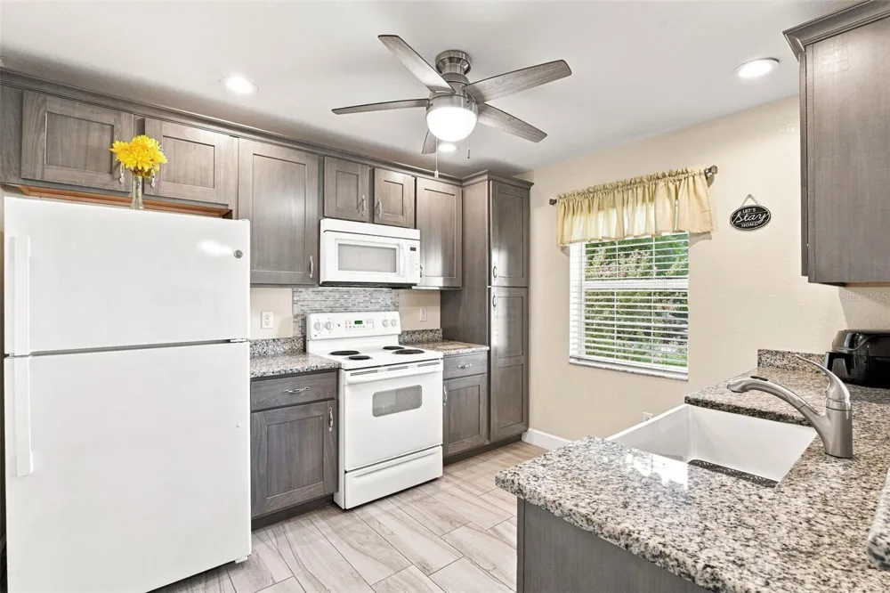 10100 AMELIA AVENUE Englewood, FL 34224