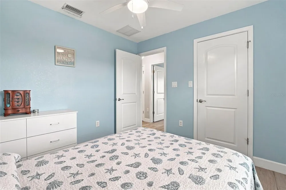 10100 AMELIA AVENUE Englewood, FL 34224