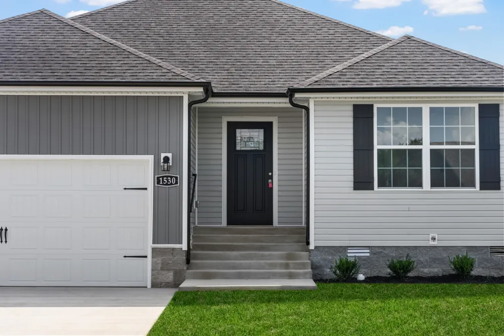 1494 Hallies Way Clarksville, TN 37043