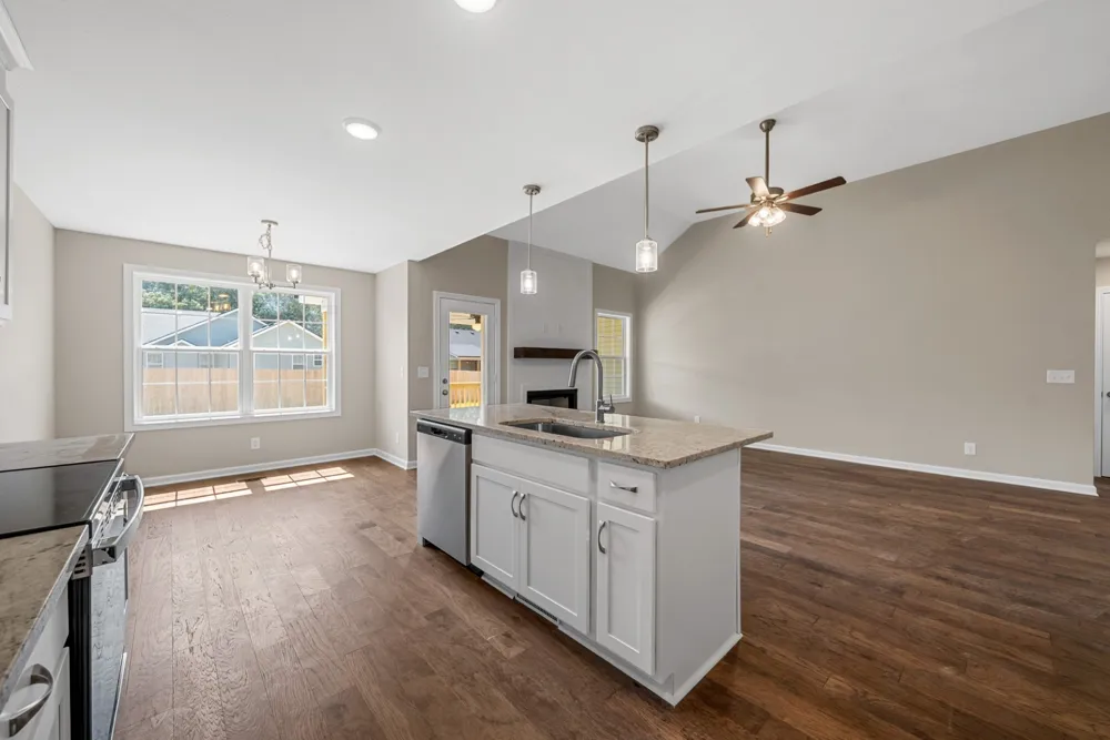 1494 Hallies Way Clarksville, TN 37043
