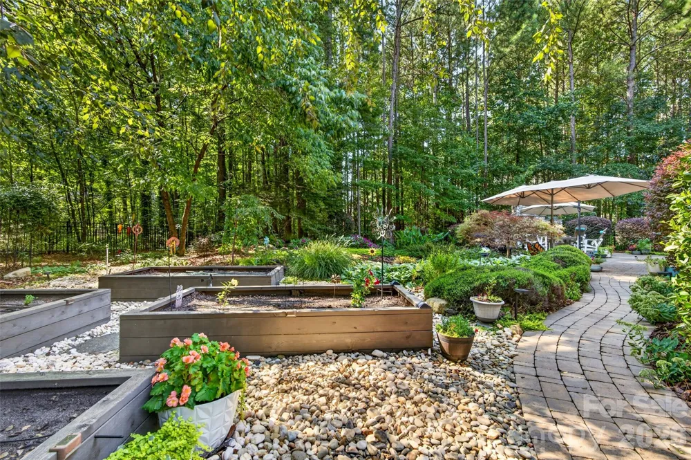 6653 Goose Point Drive #158 Denver, NC 28037