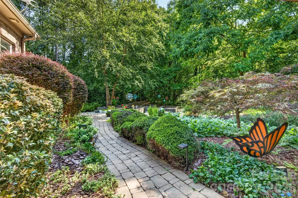 6653 Goose Point Drive #158 Denver, NC 28037