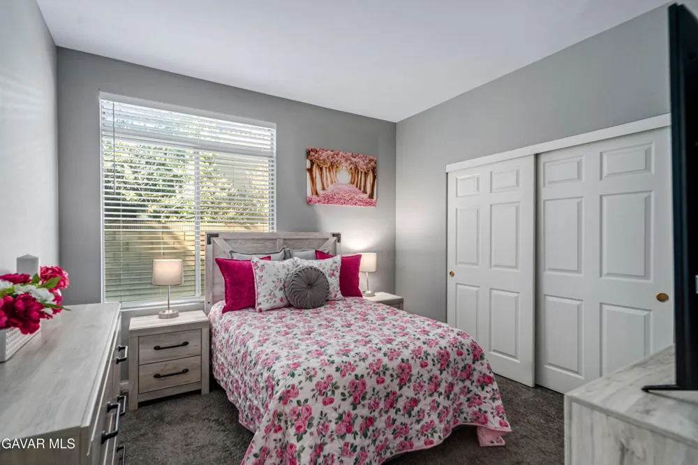 42031 Crestland Drive Lancaster, CA 93536