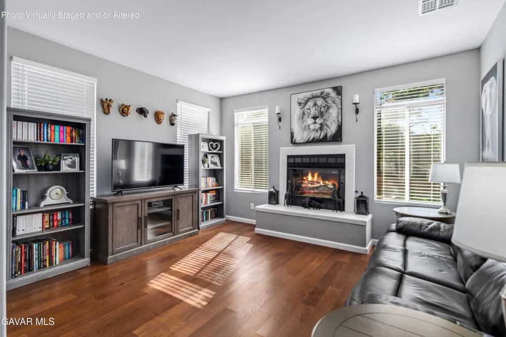 42031 Crestland Drive Lancaster, CA 93536