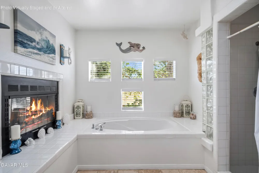 42031 Crestland Drive Lancaster, CA 93536