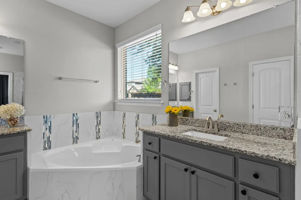 112 Coral Bean Way Georgetown, TX 78626