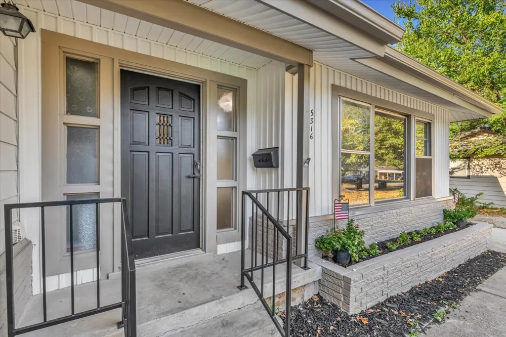 5316 Palmer Drive Haltom City, TX 76117