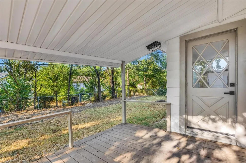 5316 Palmer Drive Haltom City, TX 76117