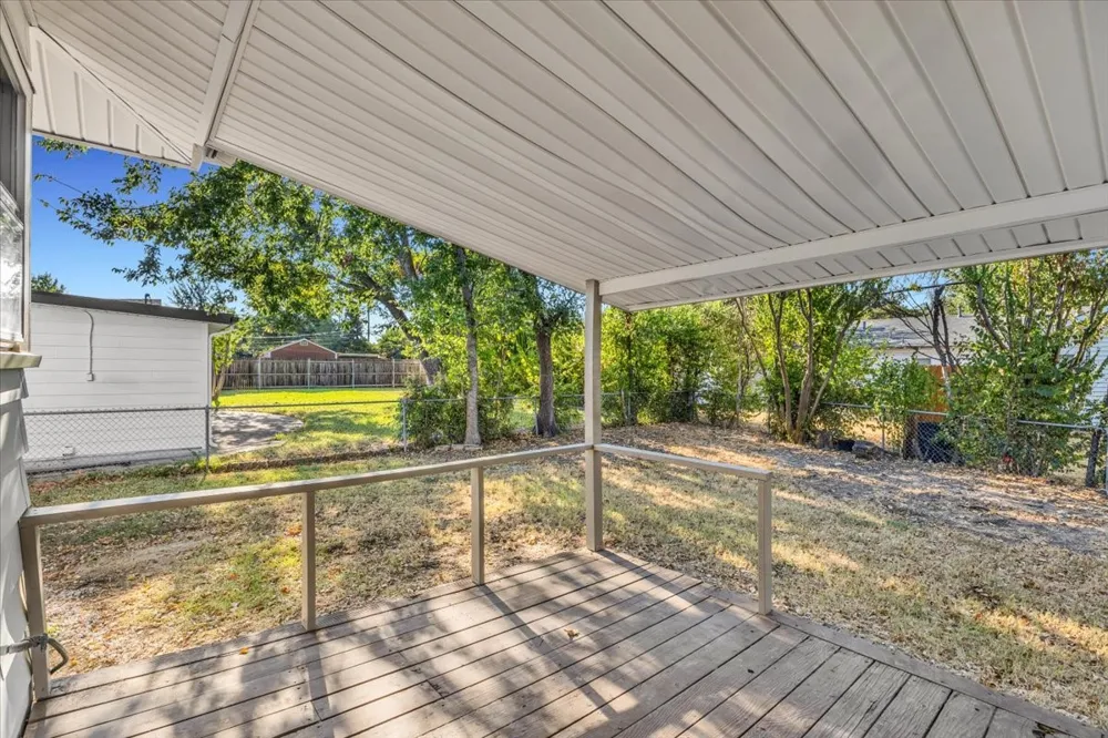 5316 Palmer Drive Haltom City, TX 76117
