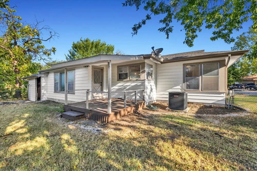 5316 Palmer Drive Haltom City, TX 76117