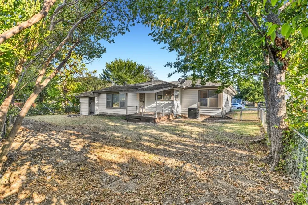 5316 Palmer Drive Haltom City, TX 76117