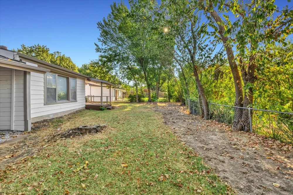 5316 Palmer Drive Haltom City, TX 76117