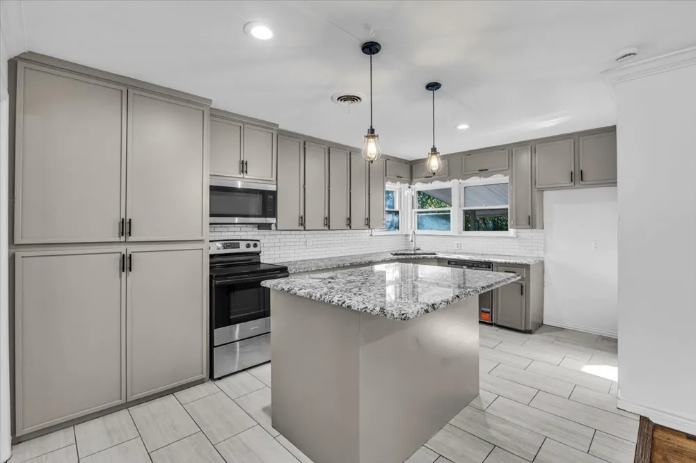 5316 Palmer Drive Haltom City, TX 76117