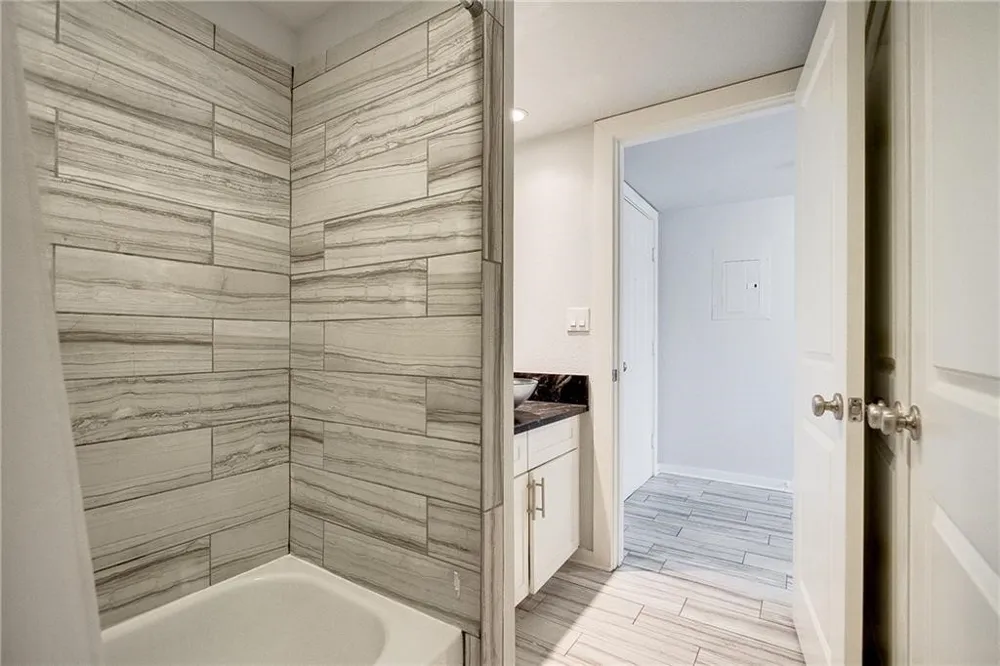 5111 Manett Street #203 Dallas, TX 75206