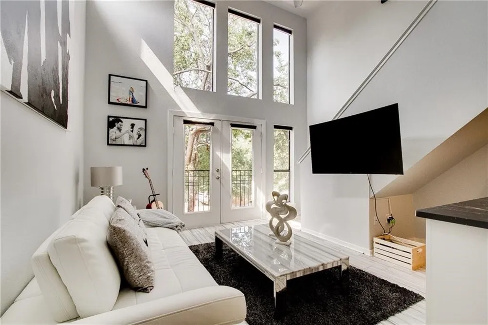 5111 Manett Street #203 Dallas, TX 75206