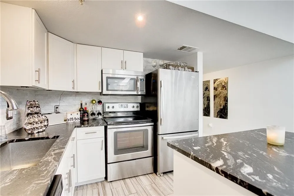 5111 Manett Street #203 Dallas, TX 75206