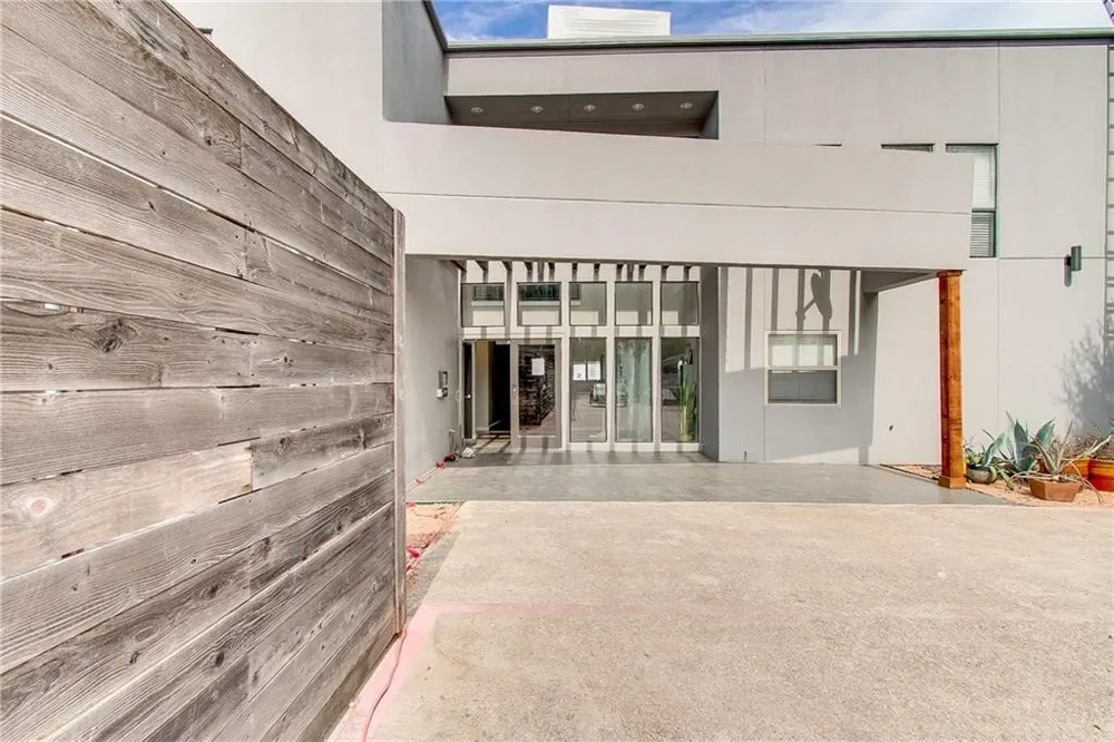 5111 Manett Street #203 Dallas, TX 75206
