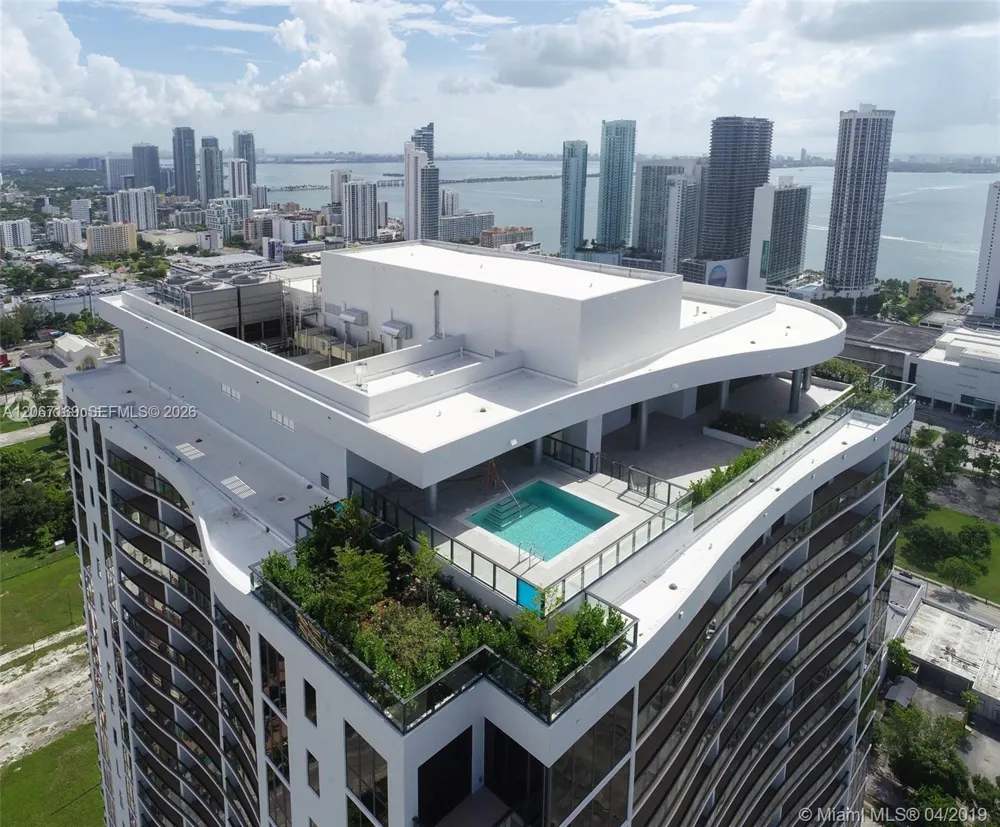 1600 NE 1st Ave #1420 Miami, FL 33132
