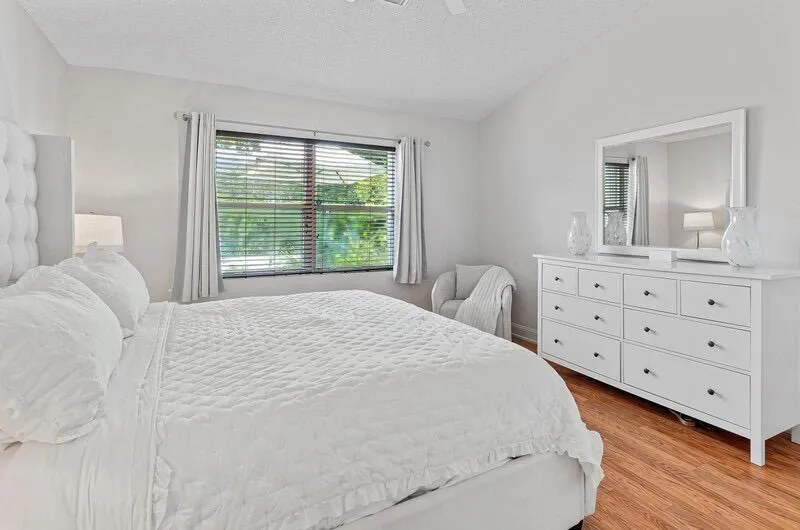 110 SUNSET BOULEVARD Boynton Beach, FL 33426
