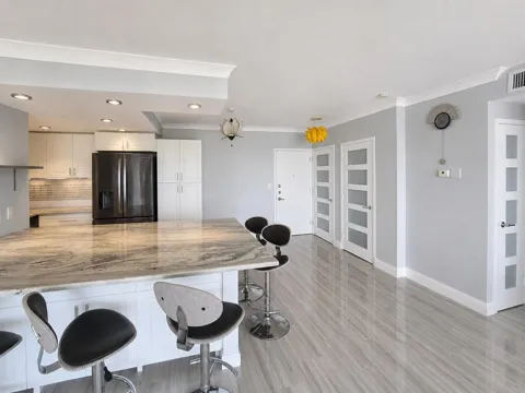2800 FLAGLER DRIVE #407
