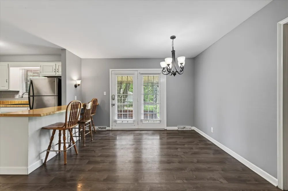 1866 Harriet Drive Clarksville, TN 37040