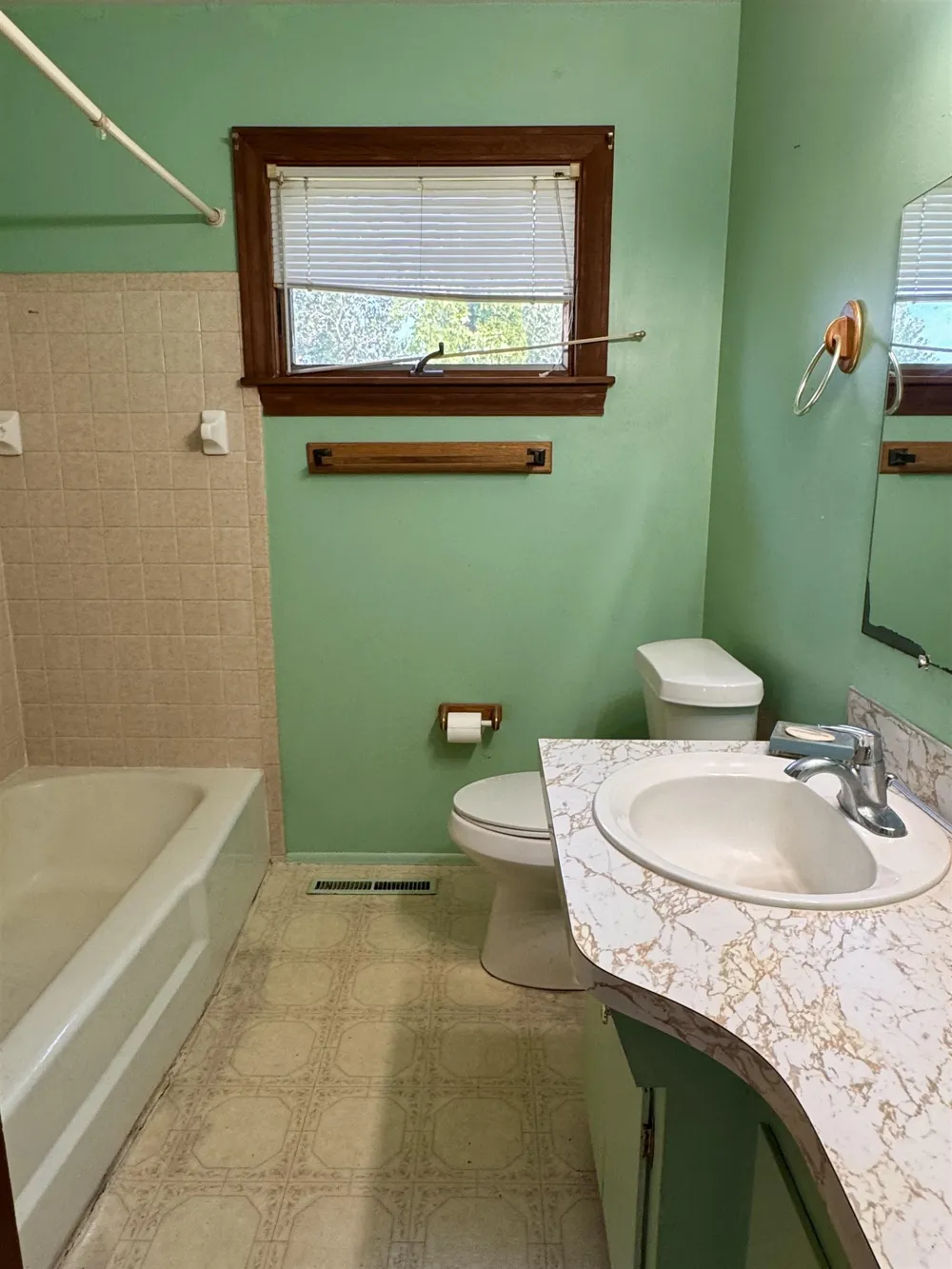 8119 Van Vleet Road Gaines Township, MI 48436