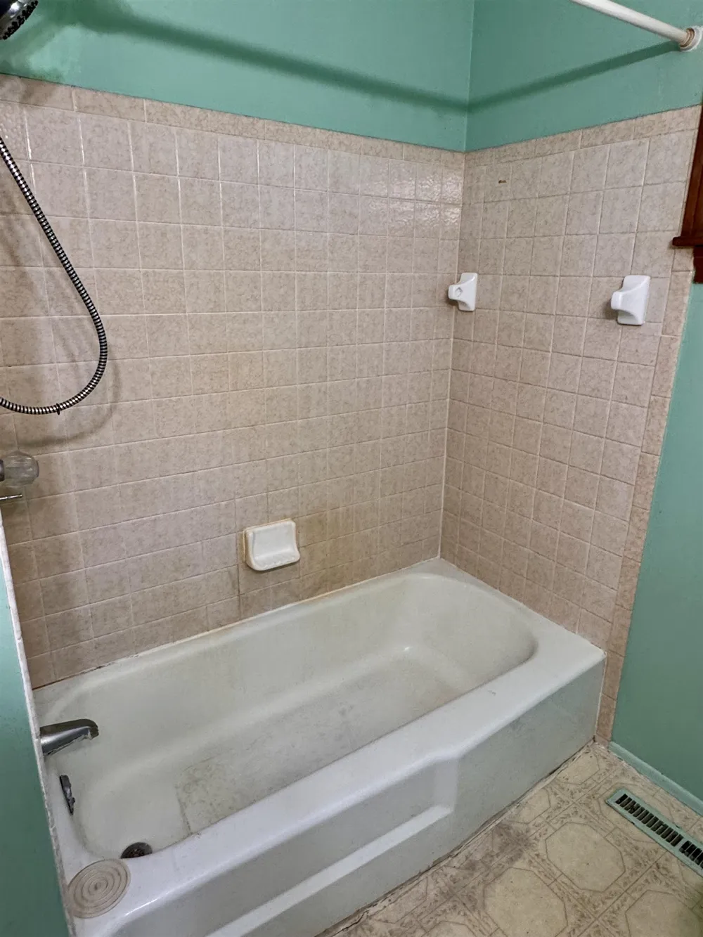 8119 Van Vleet Road Gaines Township, MI 48436