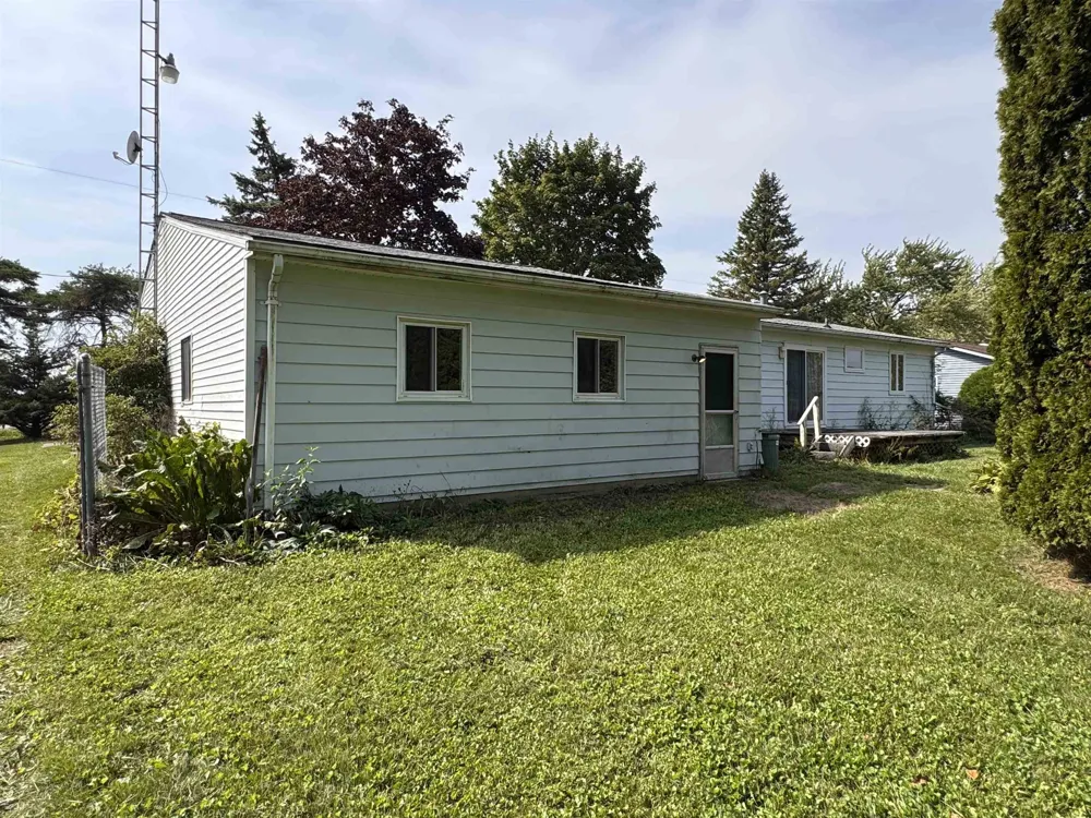8119 Van Vleet Road Gaines Township, MI 48436