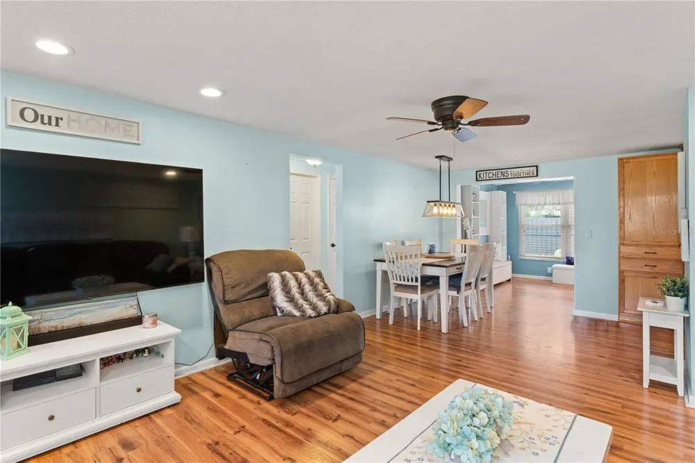 751 NANTUCKET ROAD Venice, FL 34293