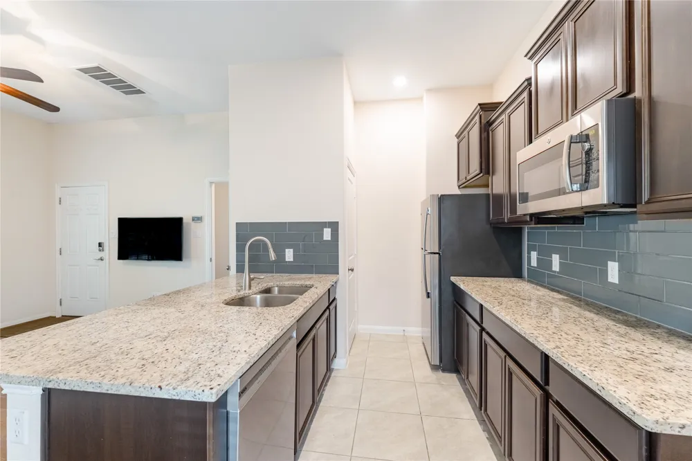 5012 Yucca Bloom Drive Georgetown, TX 78626