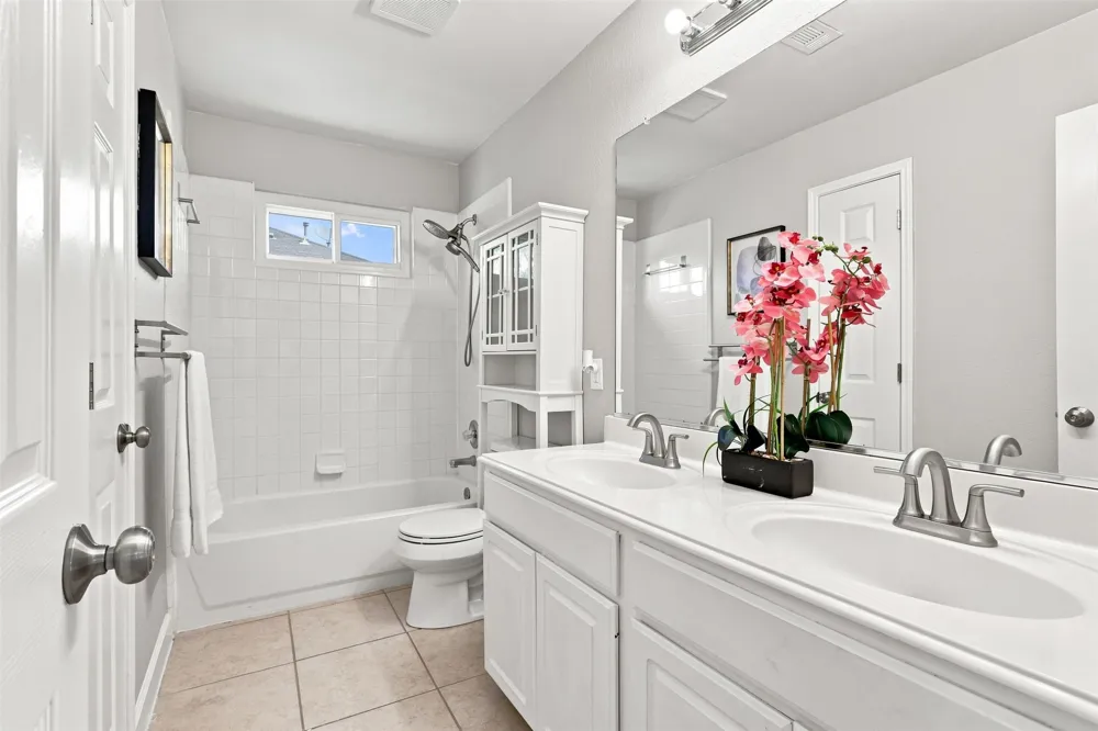 903 Aylesbury Drive Allen, TX 75002