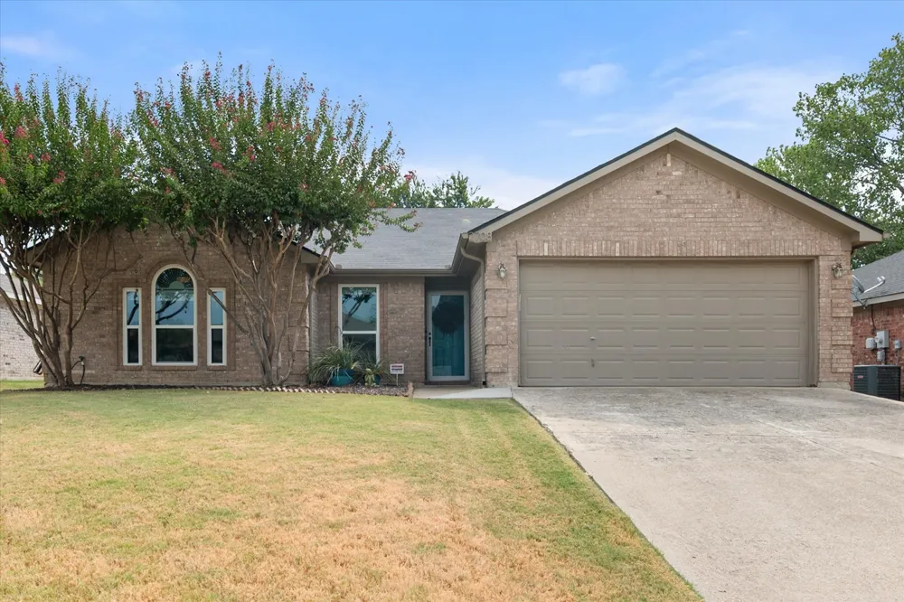 2708 Jennie Wells Drive Mansfield, TX 76063