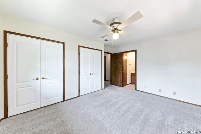 426 Yosemite Dr Hollywood Park, TX 78232