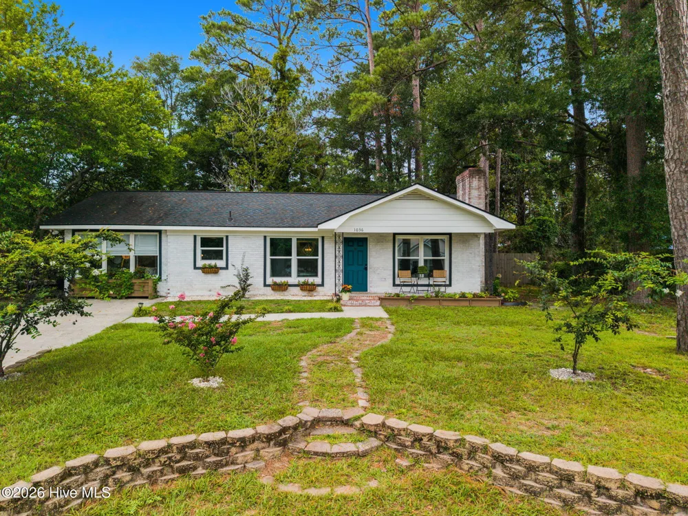1036 Fayetteville Avenue Calabash, NC 28467
