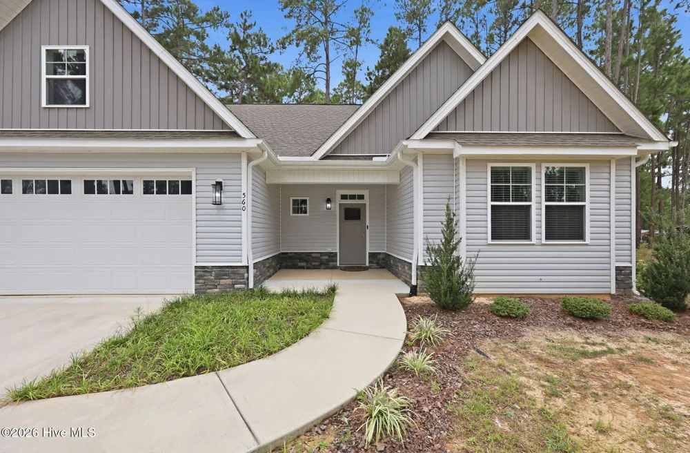 560 Ridgecrest Street Pinebluff, NC 28373