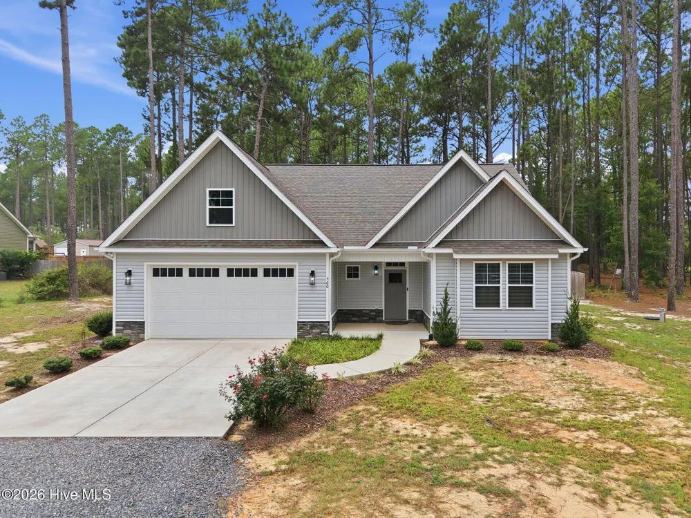 560 Ridgecrest Street Pinebluff, NC 28373