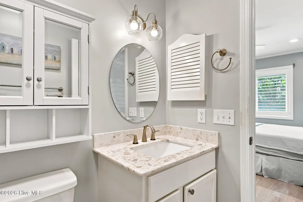 650 Cedar Point Boulevard #C11 Cedar Point, NC 28584