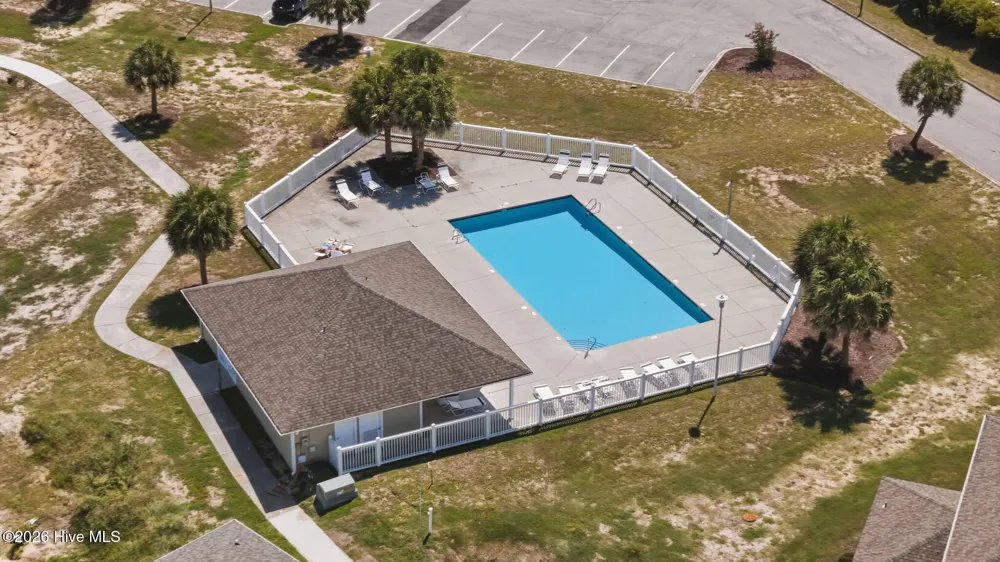650 Cedar Point Boulevard #C11 Cedar Point, NC 28584