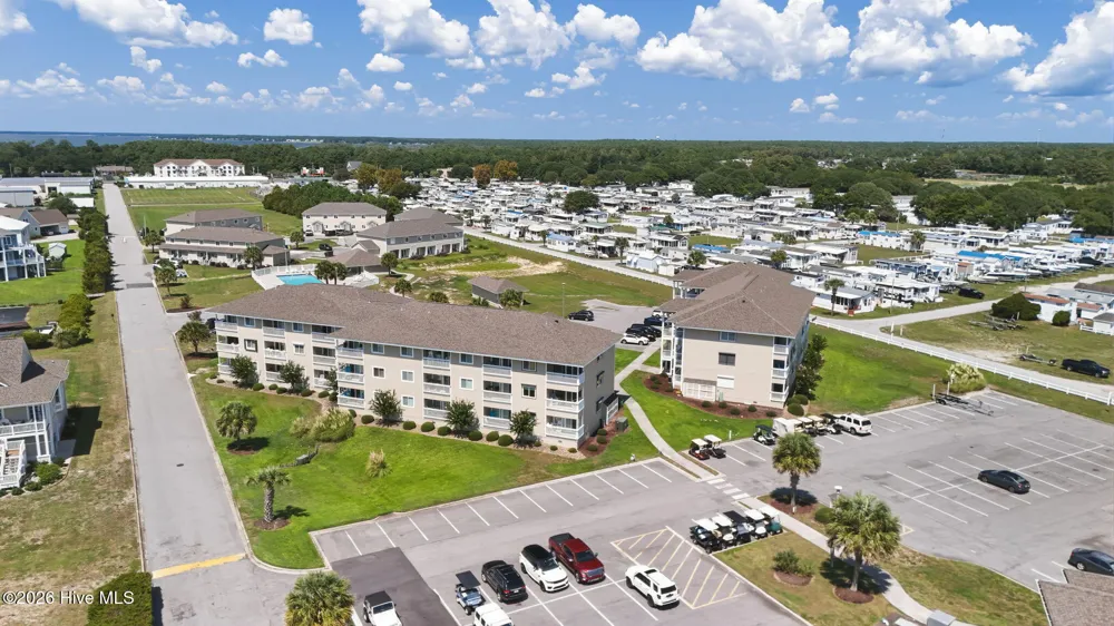 650 Cedar Point Boulevard #C11 Cedar Point, NC 28584