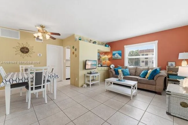 4658 Bougainvilla Dr #56 Lauderdale By The Sea, FL 33308
