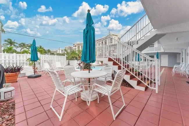 4658 Bougainvilla Dr #56 Lauderdale By The Sea, FL 33308