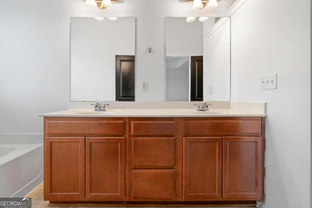 7054 Elmwood Ridge CT Atlanta, GA 30340