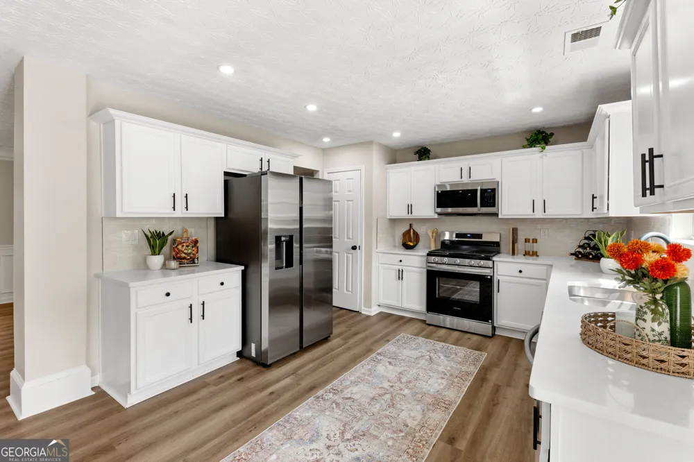 5654 Laurel Ridge DR East Point, GA 30344