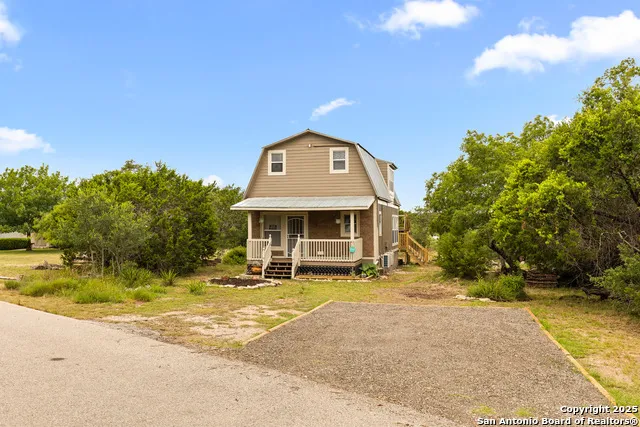 1698 Sorrel Creek Canyon Lake, TX 78133