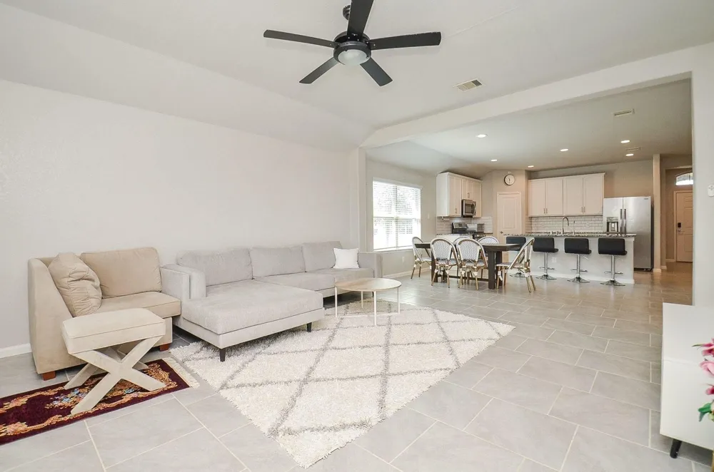 3023 Vales Point Fresno, TX 77545