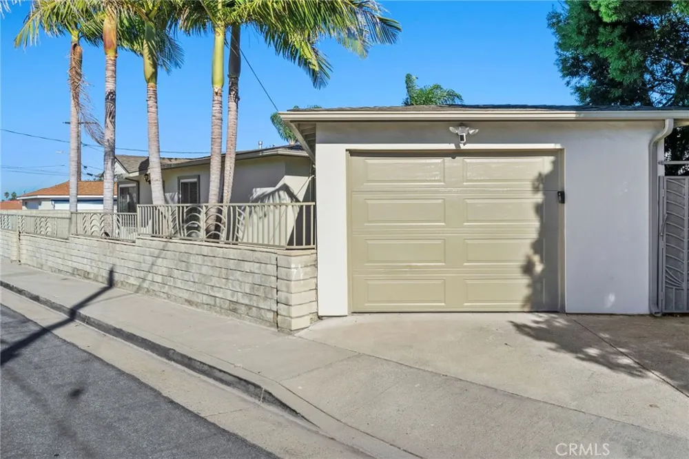 25908 Appian Way Lomita, CA 90717